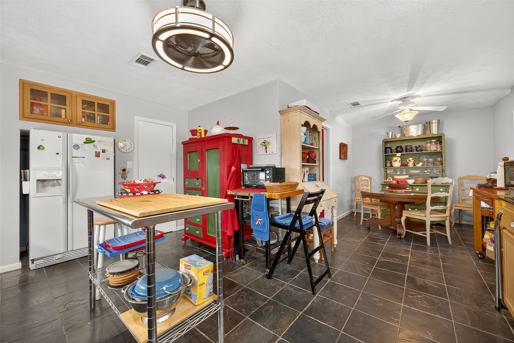 5326 Redstart Street Houston, TX 77096 - Photo 4 of 41