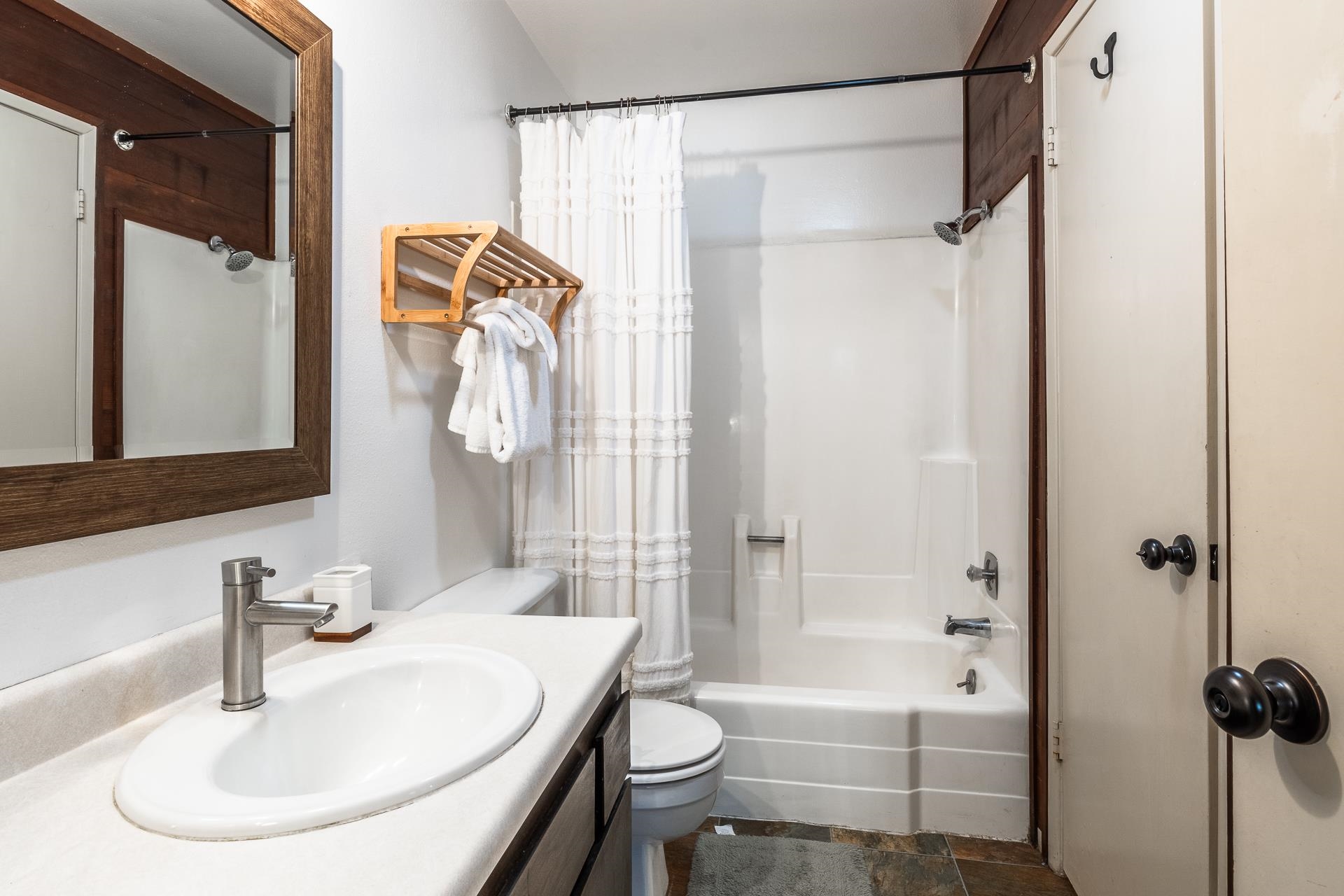 2499 Sierra Nevada Road, Unit R2 Mammoth Lakes, CA 93546 - Photo 17 of 28 a bathroom with a sink and a mirror
