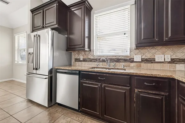 $2,495 | 6018 Gracys Landing Lane, Katy, TX 77494