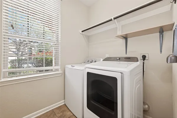 $2,495 | 6018 Gracys Landing Lane, Katy, TX 77494