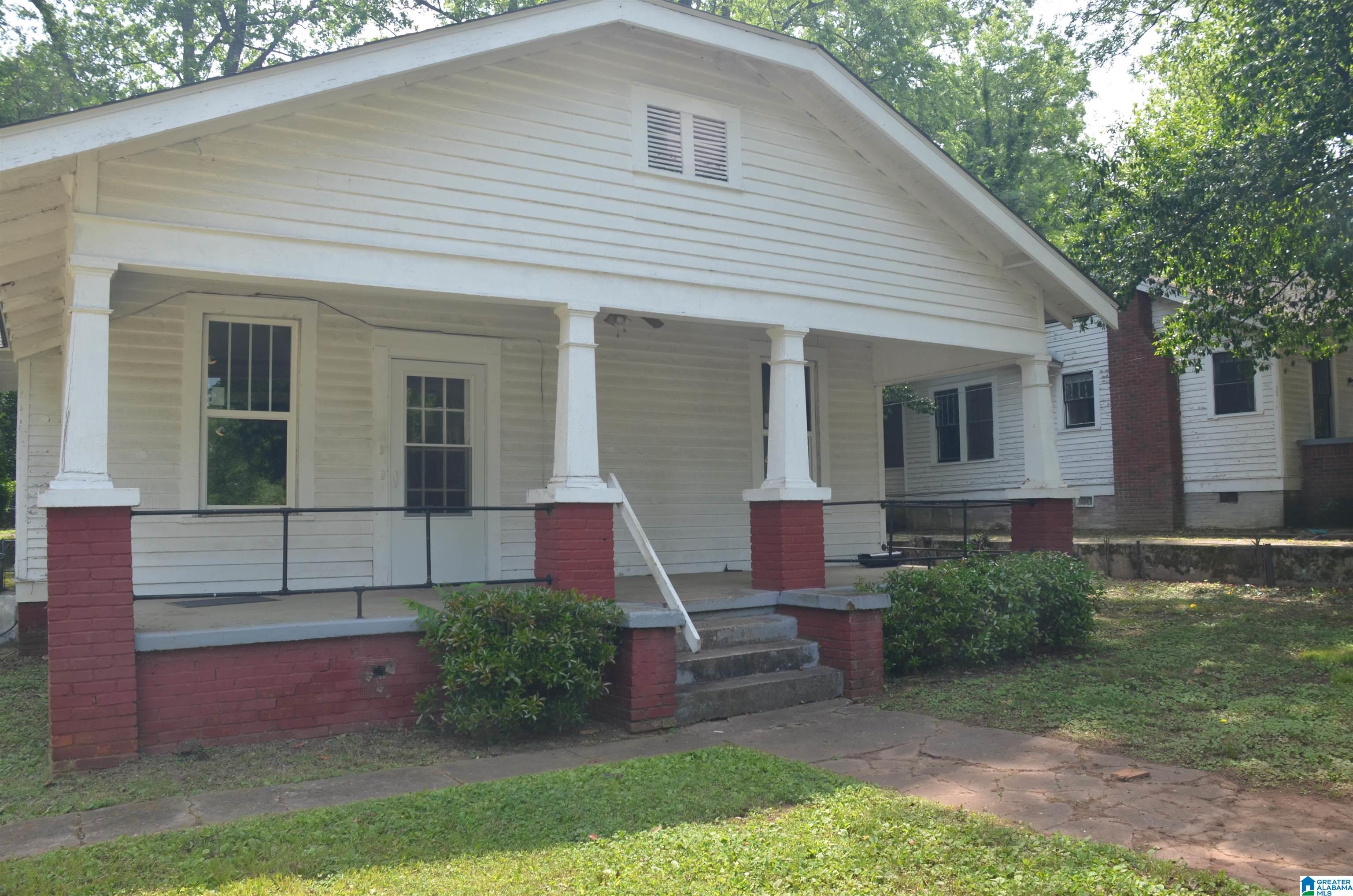 615 Goodwin Avenue Anniston, AL 36207 - Photo 3 of 26