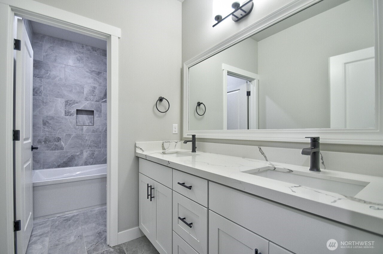 14349 Mima Road Southwest Olympia, WA 98512 - Photo 13 of 35