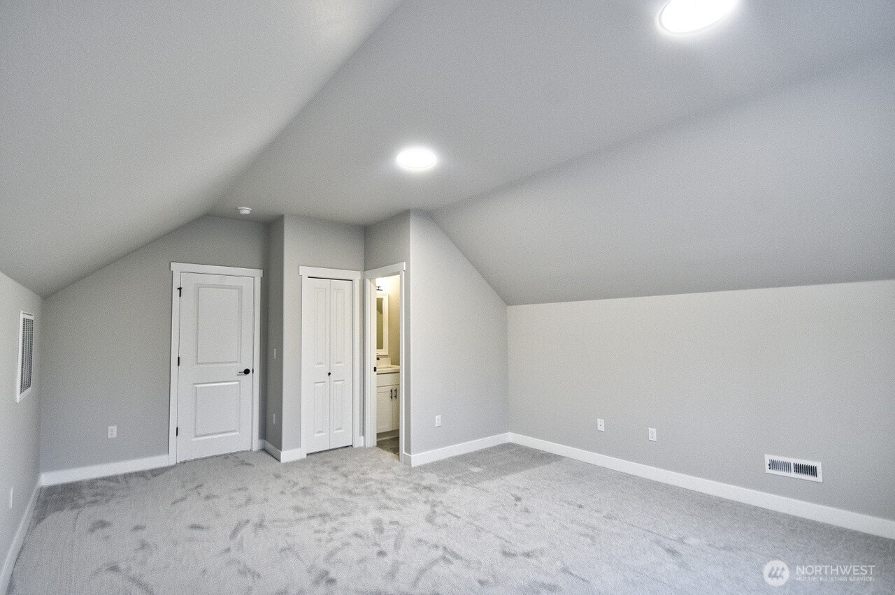 14349 Mima Road Southwest Olympia, WA 98512 - Photo 19 of 35