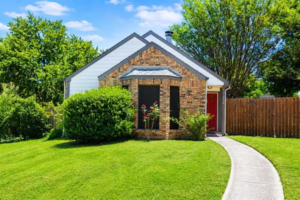 $350,000 | 102 Pinyon Lane, Coppell, TX 75019