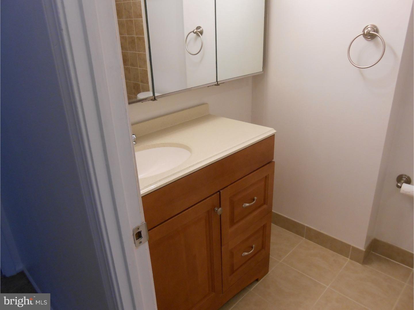 9441 Ashton Road Philadelphia, PA 19114 - Photo 8 of 9 Gallery Image 8