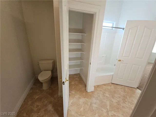 $2,295 | 5031 Moose Falls Drive, Las Vegas, NV 89141