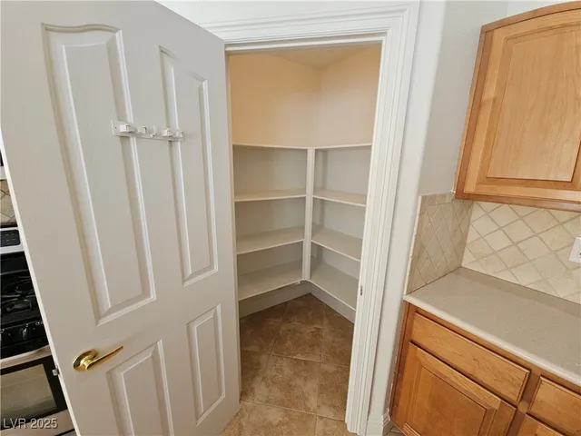 $2,295 | 5031 Moose Falls Drive, Las Vegas, NV 89141