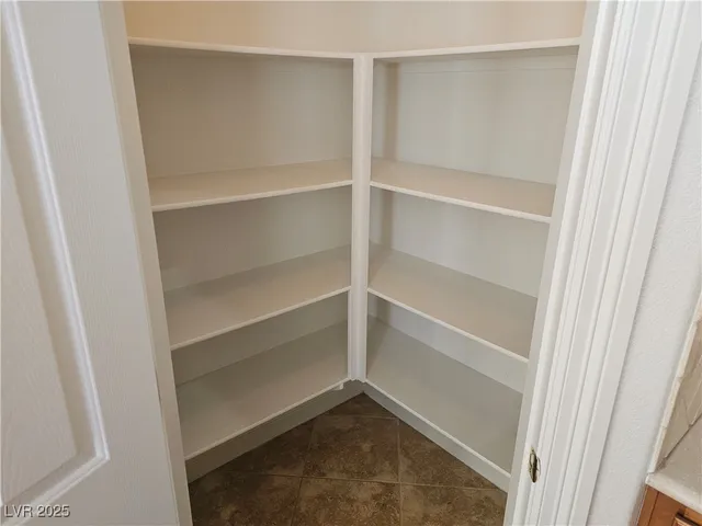 $2,295 | 5031 Moose Falls Drive, Las Vegas, NV 89141