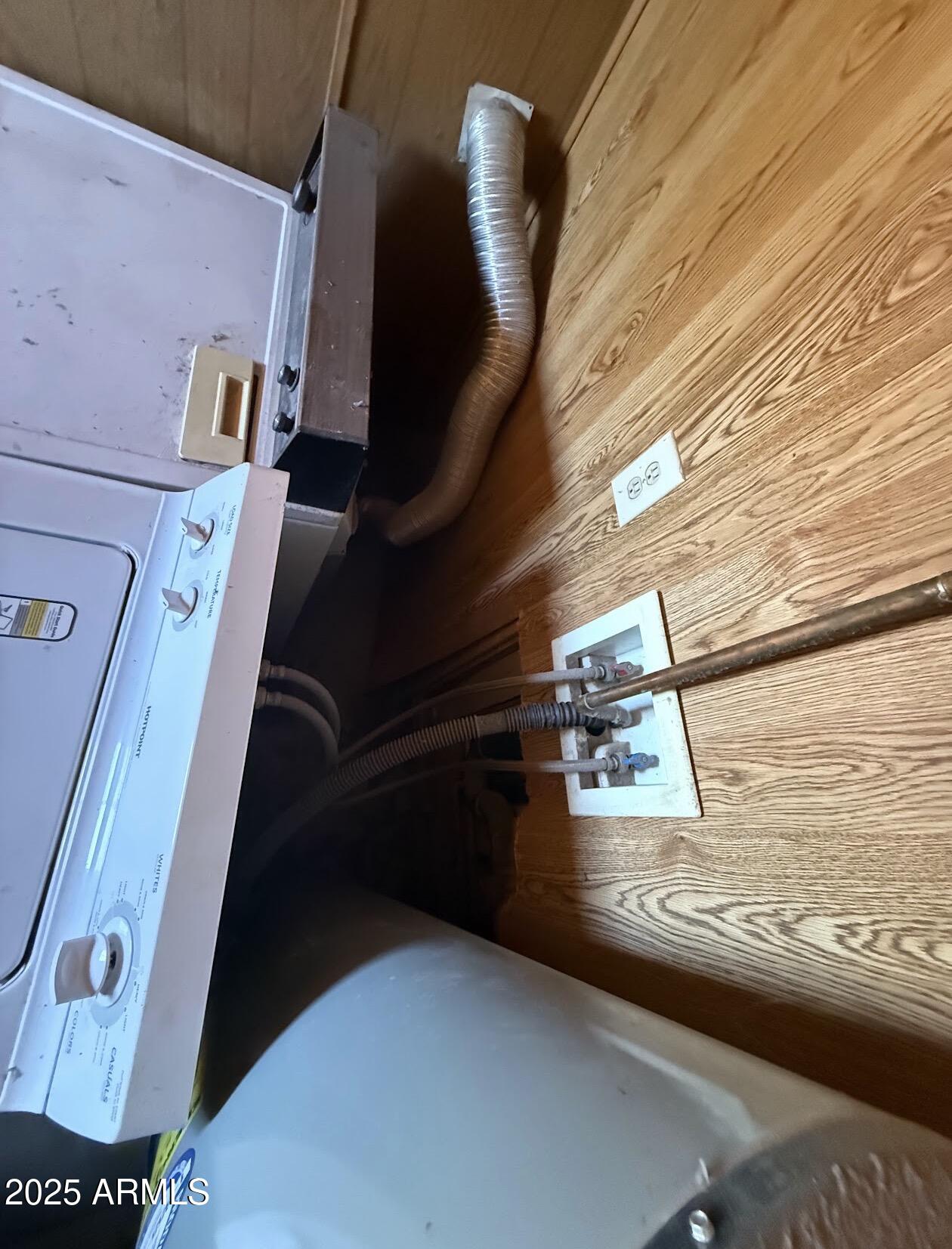 2615 North Yucca Street Chandler, AZ 85224 - Photo 25 of 38 a view of entryway