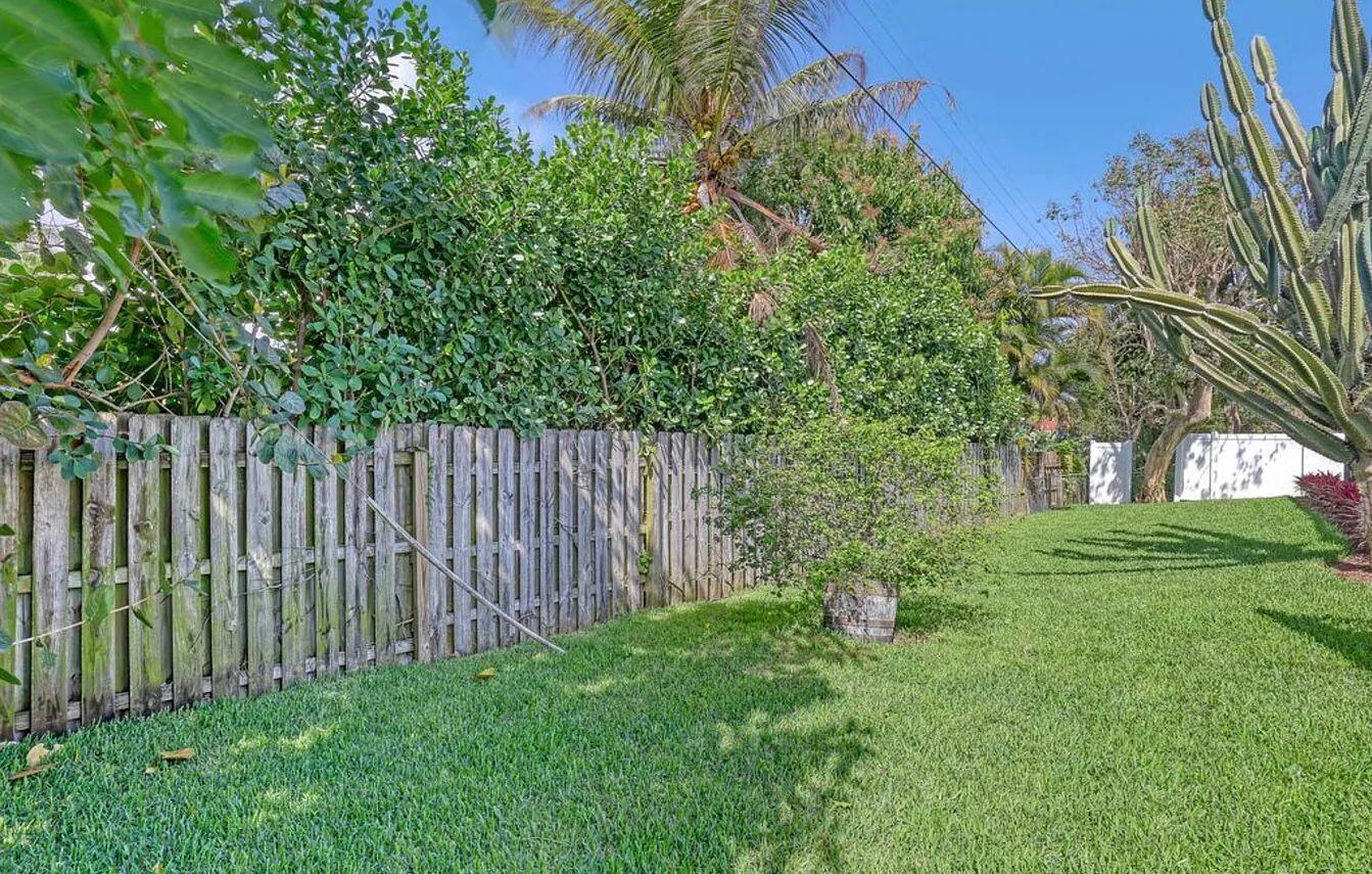 1505 High Ridge Road Lake Worth, FL 33461 - Photo 33 of 36 PHOTO-2026-05-29-20-13-41(4)