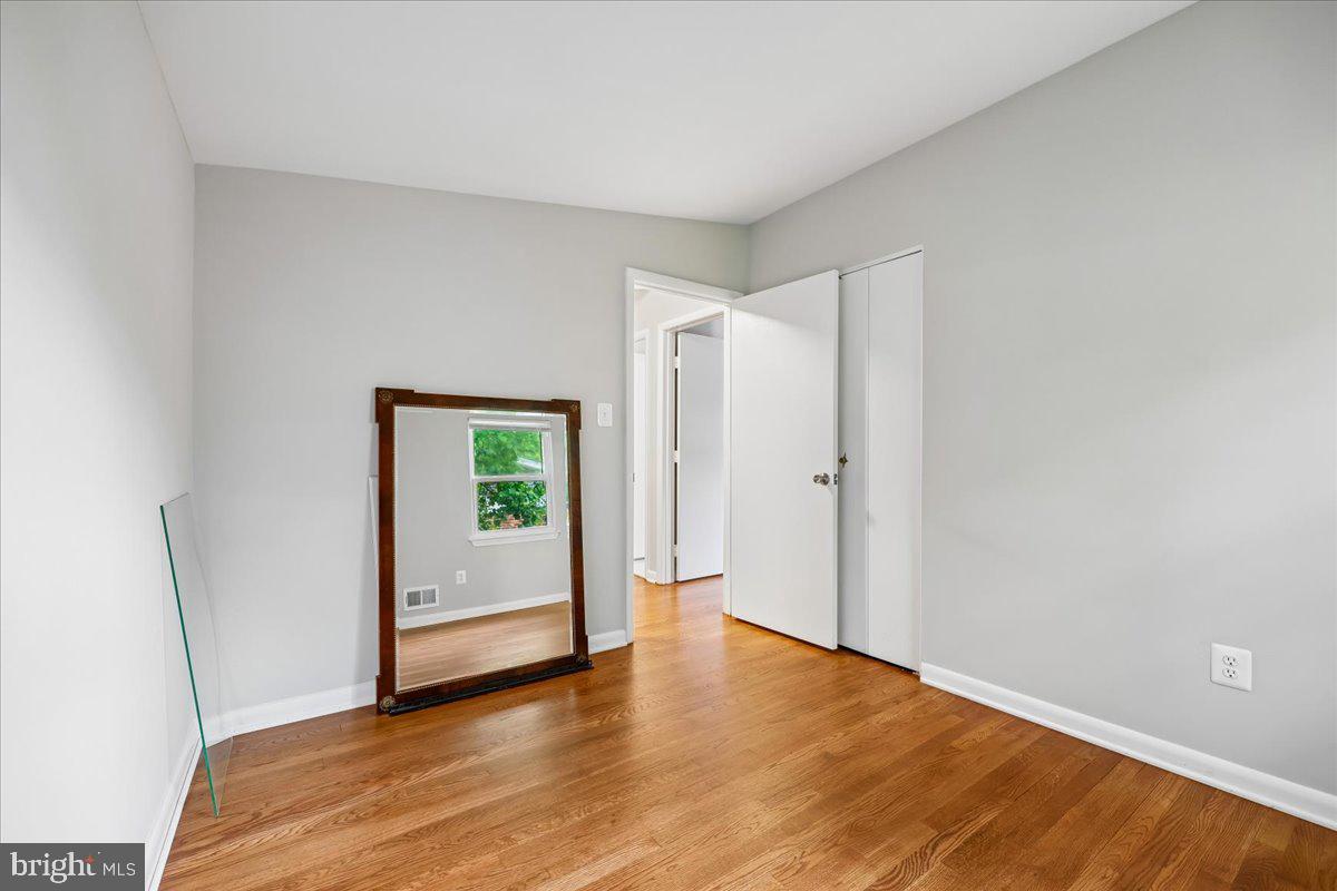 11518 Charlton Drive Silver Spring, MD 20902 - Photo 34 of 49 Bedroom 3
