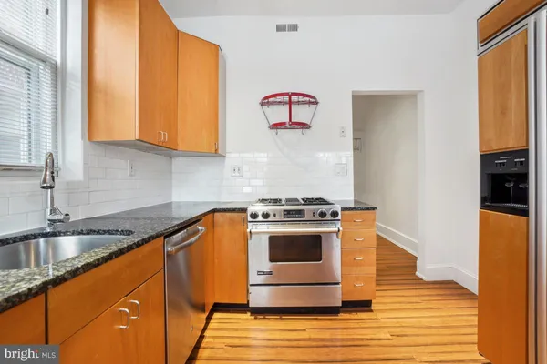 $3,650 | 1411 King Street, Unit A, Alexandria, VA 22314