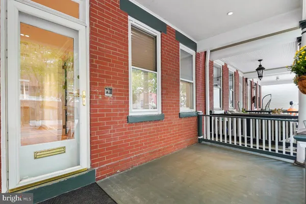 $3,650 | 1411 King Street, Unit A, Alexandria, VA 22314