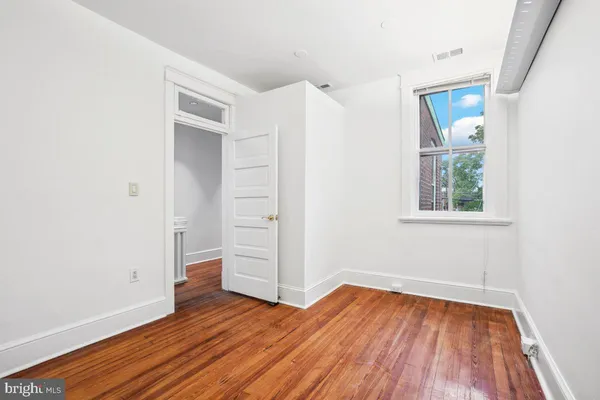 $4,500 | 1411 King Street, Unit A, Alexandria, VA 22314