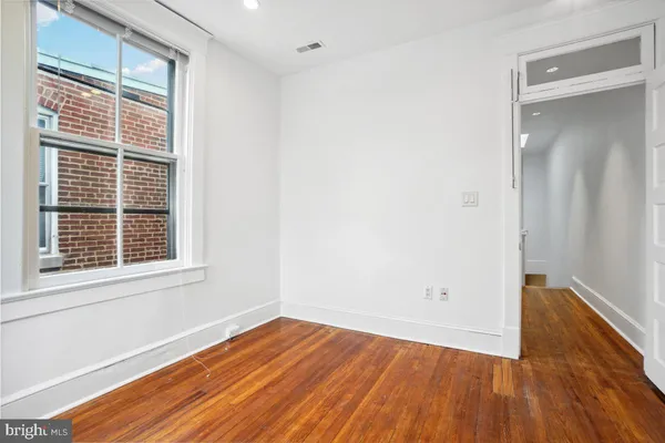 $3,650 | 1411 King Street, Unit A, Alexandria, VA 22314