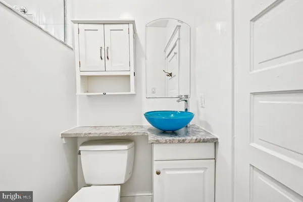 $3,650 | 1411 King Street, Unit A, Alexandria, VA 22314