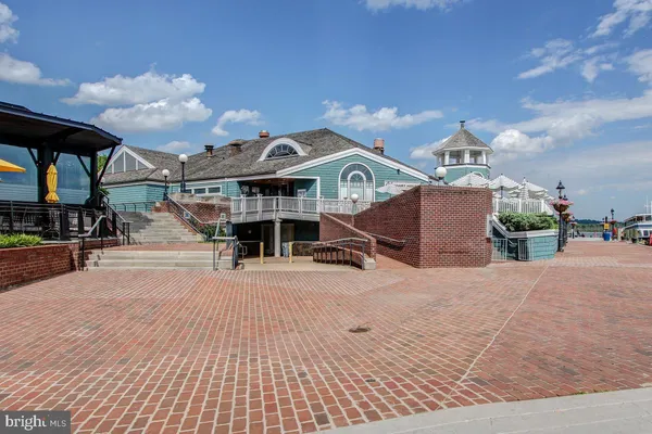 $4,500 | 1411 King Street, Unit A, Alexandria, VA 22314