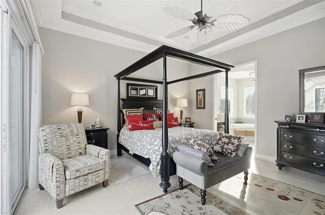 $1,050,000 | 55 New Water Oak Drive, Palm Coast, FL 32137