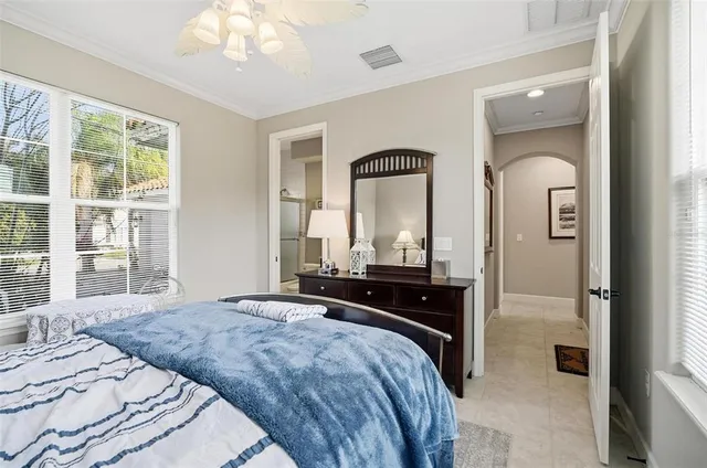 $1,050,000 | 55 New Water Oak Drive, Palm Coast, FL 32137