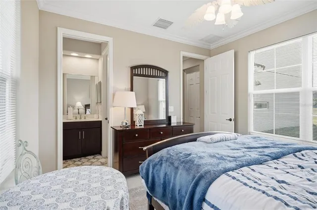 $1,050,000 | 55 New Water Oak Drive, Palm Coast, FL 32137