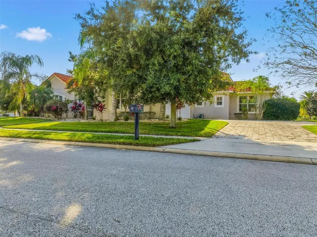$1,050,000 | 55 New Water Oak Drive, Palm Coast, FL 32137