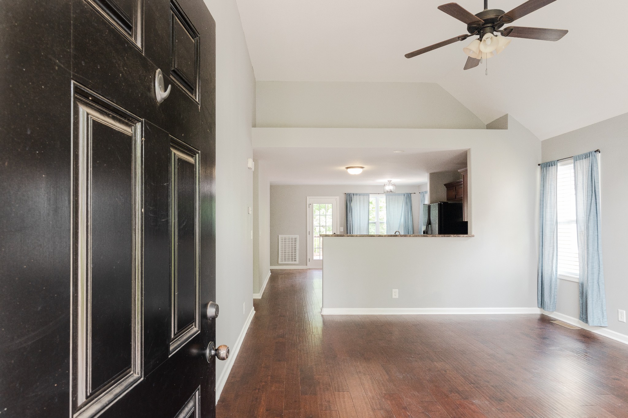 164 Porters Bluff Road Clarksville, TN 37040 - Photo 6 of 32