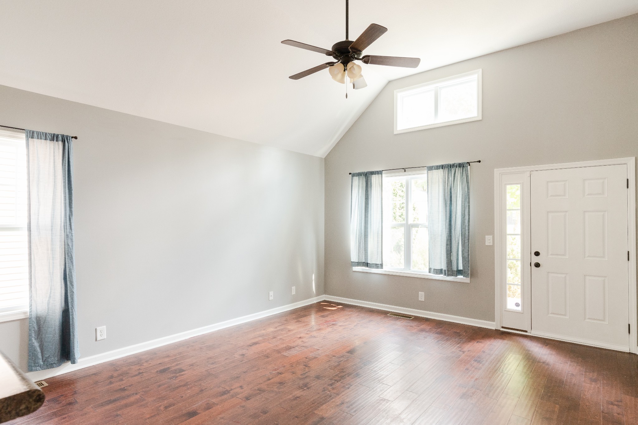 164 Porters Bluff Road Clarksville, TN 37040 - Photo 8 of 32