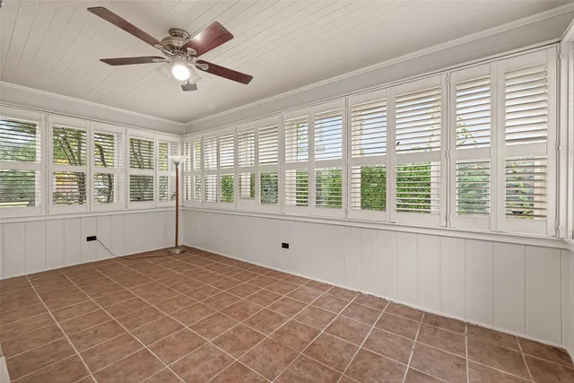 $3,000 | 7128 Staffordshire, Houston, TX 77030