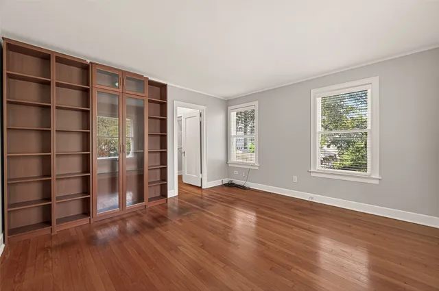 $3,000 | 7128 Staffordshire, Houston, TX 77030