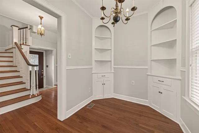 $3,000 | 7128 Staffordshire, Houston, TX 77030