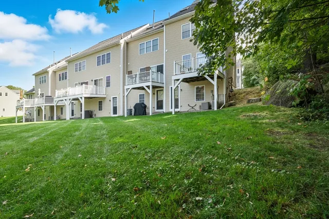 $399,000 | 12 Birchbrush Lane, Unit 12, Worcester, MA 01606