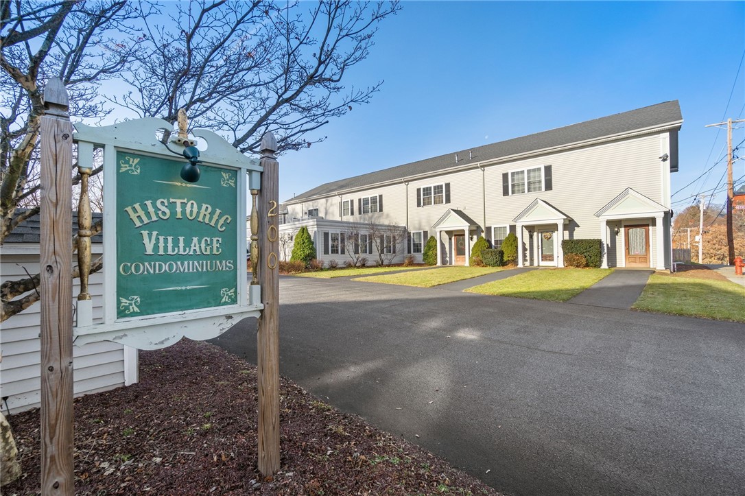 200 Cato Street, Unit 5 Woonsocket, RI 02895 - Photo 2 of 26