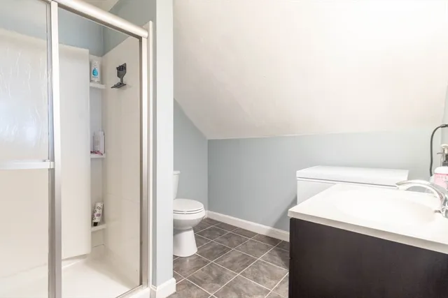 $3,900 | 221 Neponset Avenue, Unit 2, Boston, MA 02122