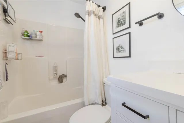 $3,900 | 221 Neponset Avenue, Unit 2, Boston, MA 02122