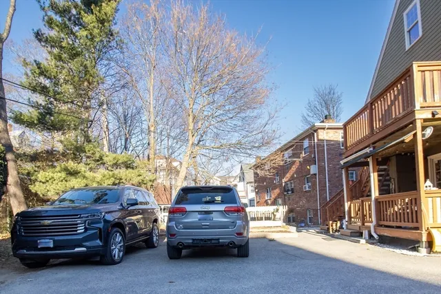 $3,900 | 221 Neponset Avenue, Unit 2, Boston, MA 02122