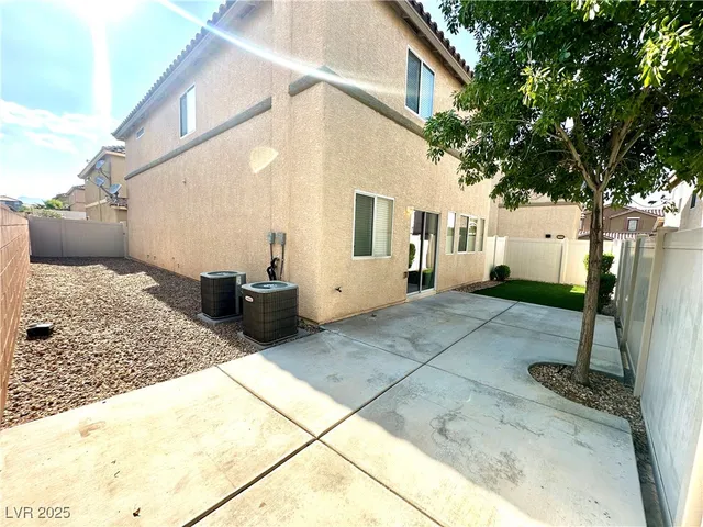 $1,750 | 8741 Brindisi Park Avenue, Las Vegas, NV 89148
