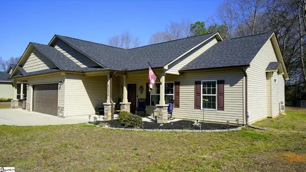 $354,900 | 613 A Belton Highway, Williamston, SC 29697