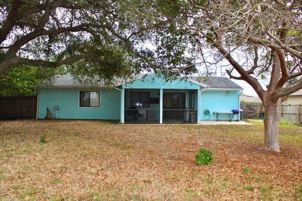 $2,700 | 2533 Southeast Grand Drive, Port St. Lucie, FL 34952