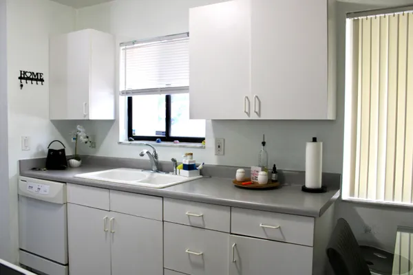 $2,700 | 2533 Southeast Grand Drive, Port St. Lucie, FL 34952