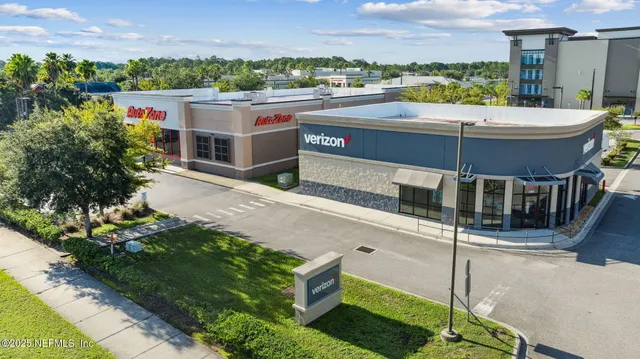 $399,999 | 7581 Rock Brook Drive, Jacksonville, FL 32222