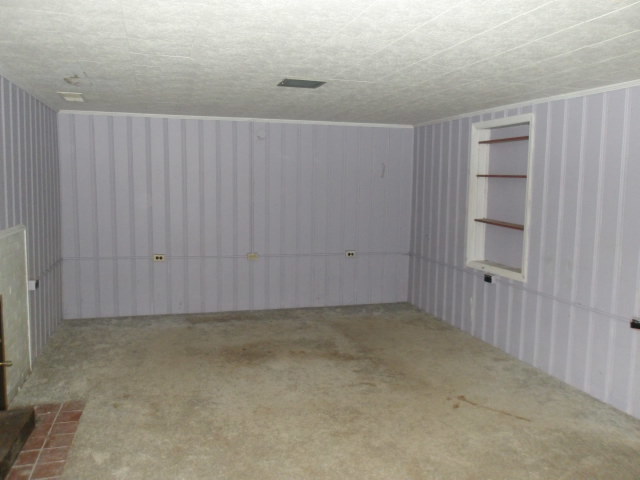 13 Southern Drive Decatur, IL 62521 - Photo 17 of 29