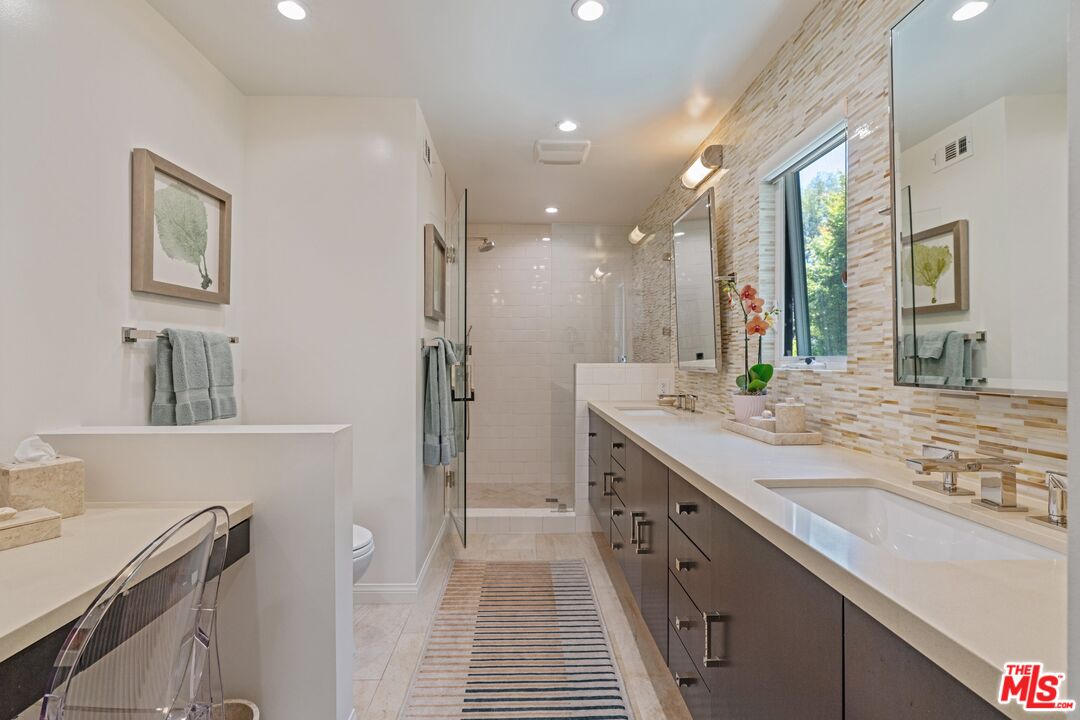 2903 Nichols Canyon Road Los Angeles, CA 90046 - Photo 25 of 38