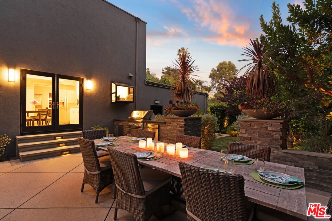 2903 Nichols Canyon Road Los Angeles, CA 90046 - Photo 31 of 38