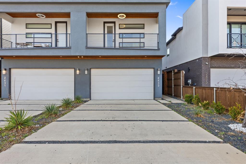 2433 Vagas Street Dallas, TX 75219 - Photo 2 of 37