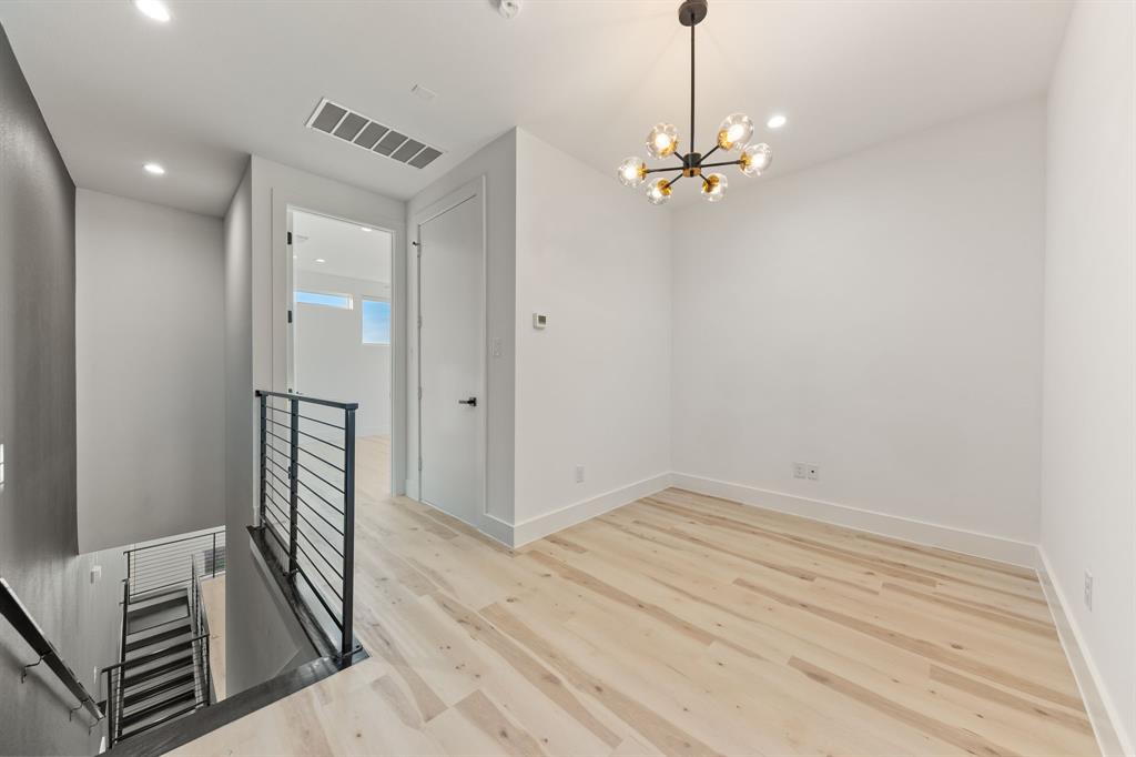 2433 Vagas Street Dallas, TX 75219 - Photo 28 of 37