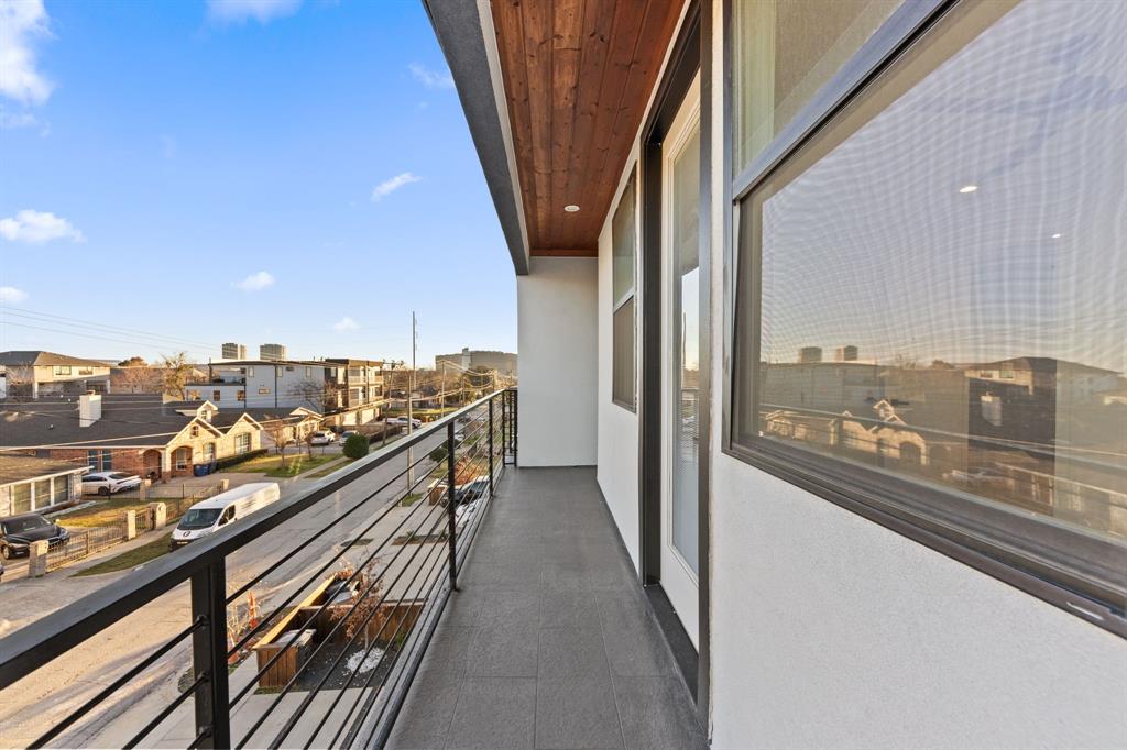 2433 Vagas Street Dallas, TX 75219 - Photo 33 of 37