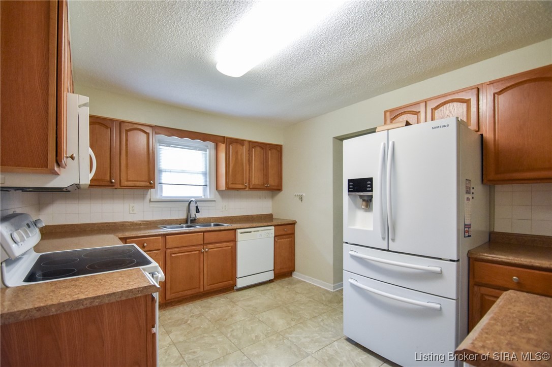 139 Factory Drive Austin, IN 47102 - Photo 14 of 51