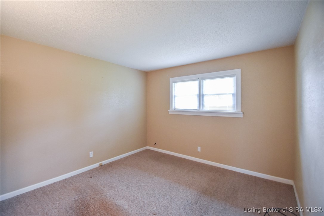 139 Factory Drive Austin, IN 47102 - Photo 21 of 51 Bed 1