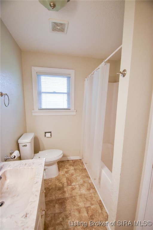 139 Factory Drive Austin, IN 47102 - Photo 25 of 51 Primary bath