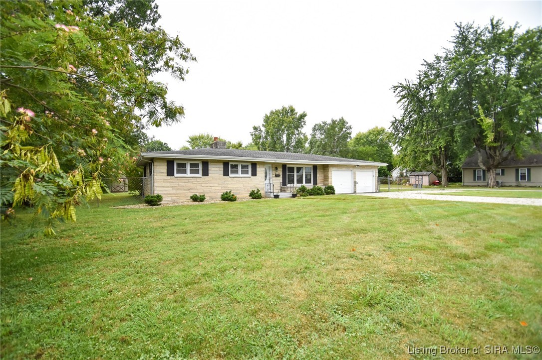 139 Factory Drive Austin, IN 47102 - Photo 4 of 51